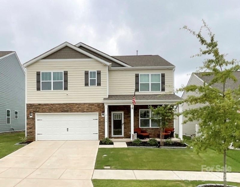 Property image 2 of 2159 Vanderlyn Street in Secrest Commons, Monroe, NC 28112