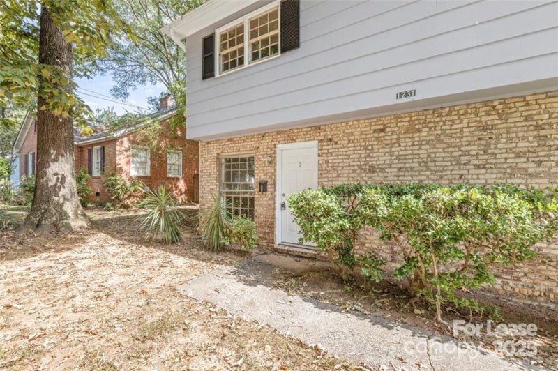 Property image 2 at 1231 Hazel Street, Charlotte, NC 28208