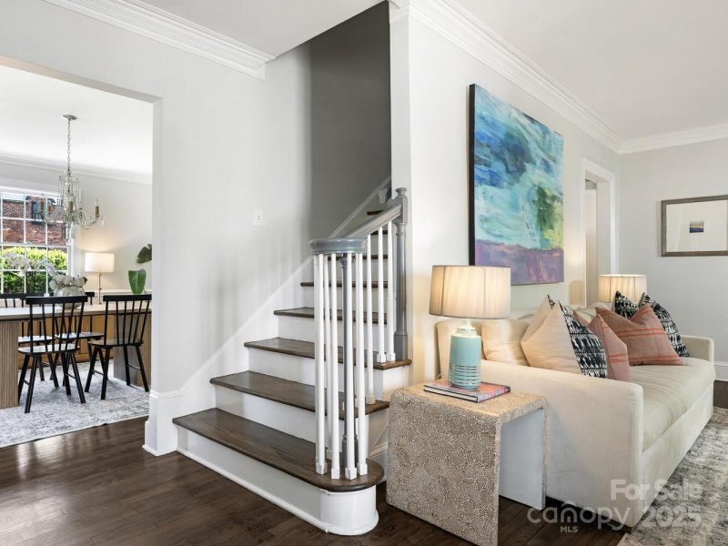 Property image 5 of 2226 Beverly Drive in Myers Park, Charlotte, NC 28207