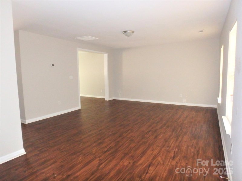 Property image 4 at 5243 Henderson Circle, Charlotte, NC 28269