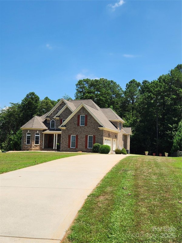 Property image 2 of 146 Orchard Farm Lane in The Orchard, Mooresville, NC 28117