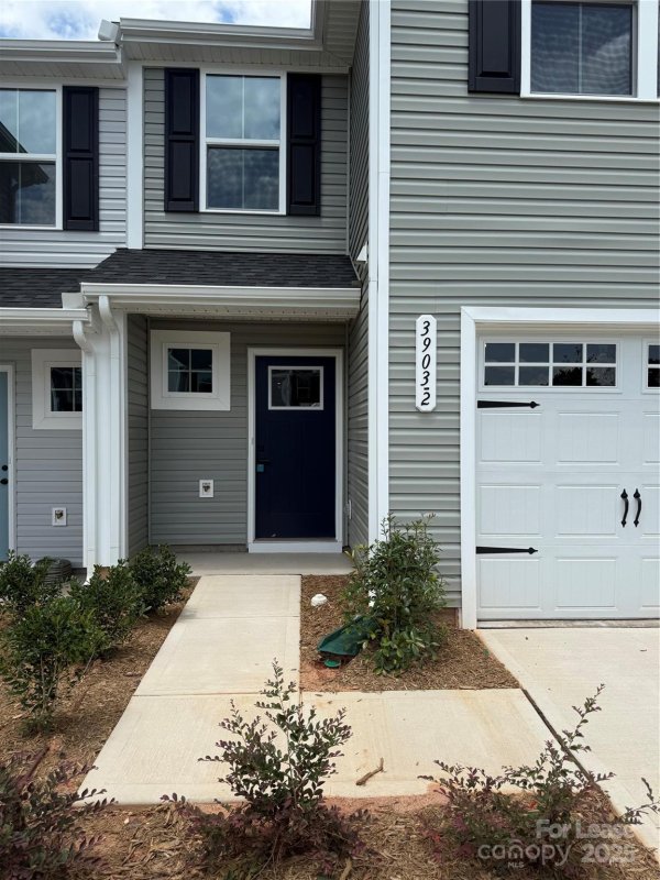 Property image 3 at 3903 15th Street Drive, Hickory, NC 28601