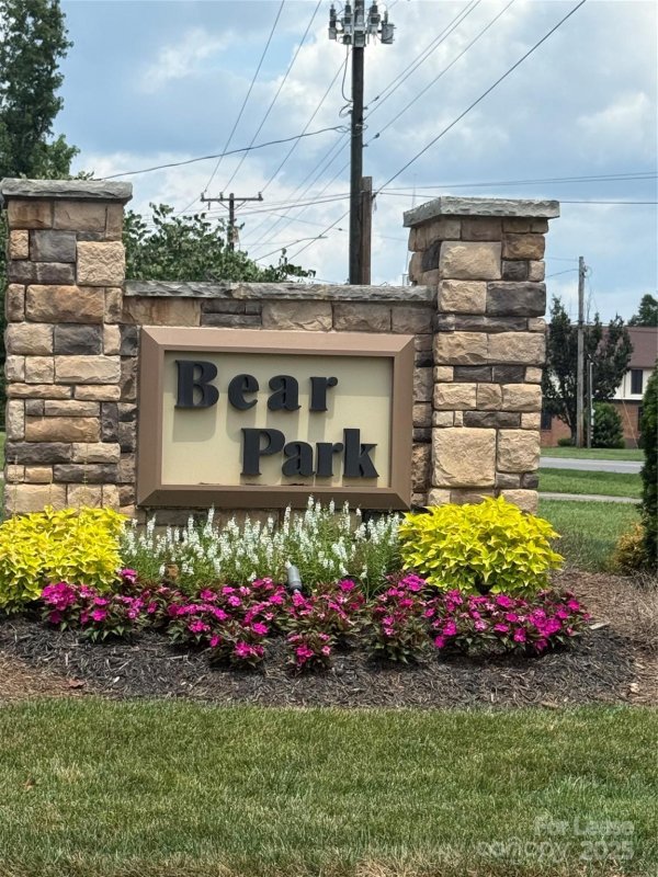 Property image 4 at 3903 15th Street Drive, Hickory, NC 28601