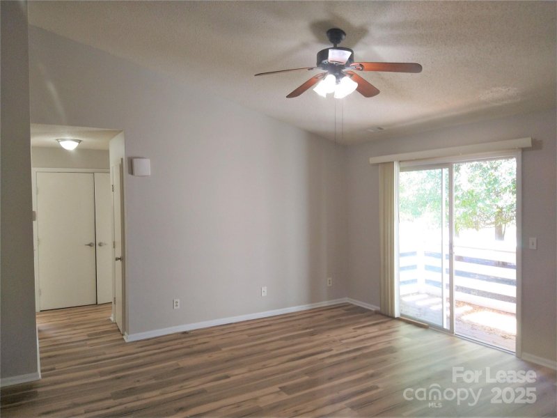 Property image 3 at 9607 Vinca Circle, Charlotte, NC 28213