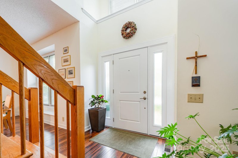 Property image 5 of 14115 Canvasback Drive in Wing Pointe, Charlotte, NC 28273