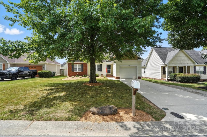 Property image 2 at 407 Riverwalk Drive, Concord, NC 28027