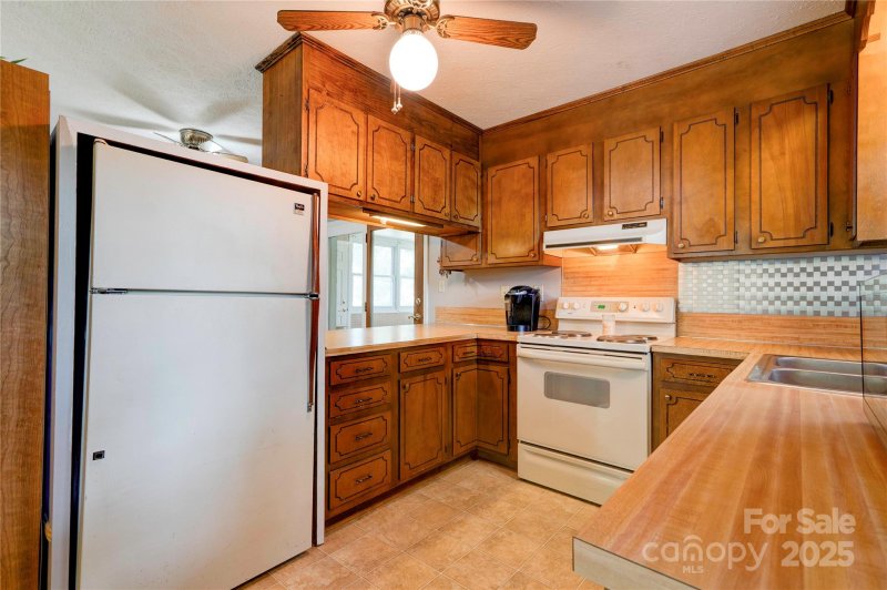 Property image 5 at 1153 N Woodhill Drive, Shelby, NC 28152