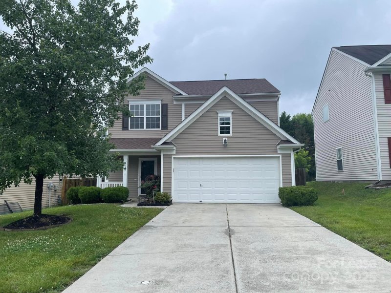 2039 Moss Creek Drive