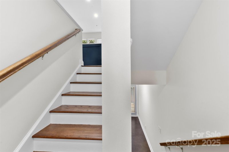 Property image 3 at 928 Garden District Drive, Charlotte, NC 28202