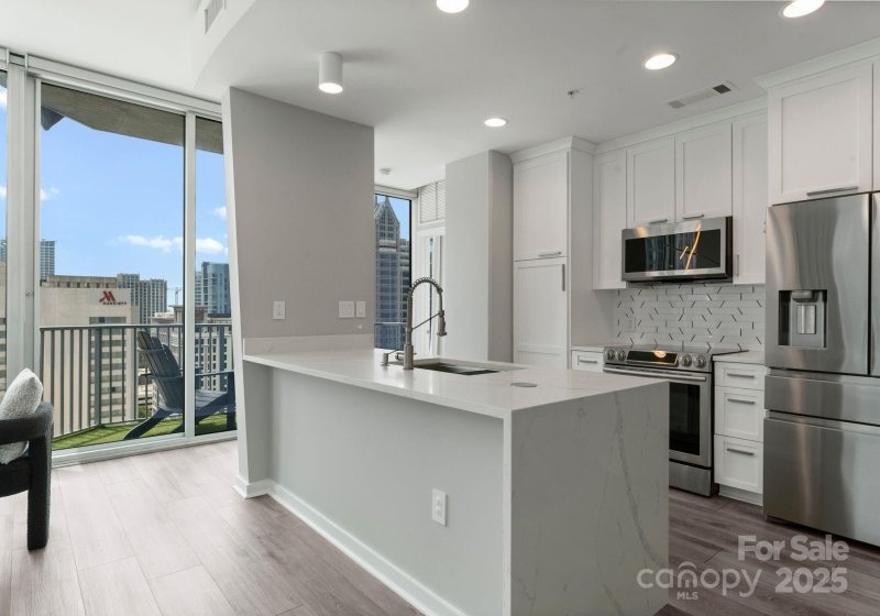 Property image 3 at 210 N Church Street, Charlotte, NC 28202