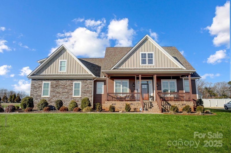 1025 Coppergate Drive