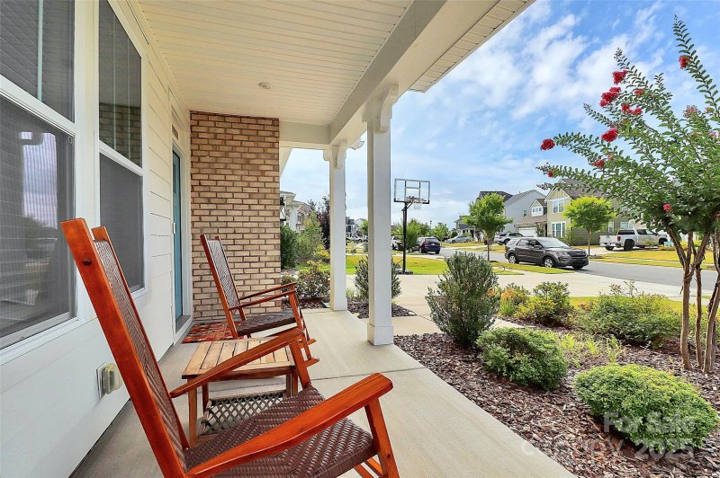Property image 2 at 568 Red Wolf Lane, Clover, SC 29710