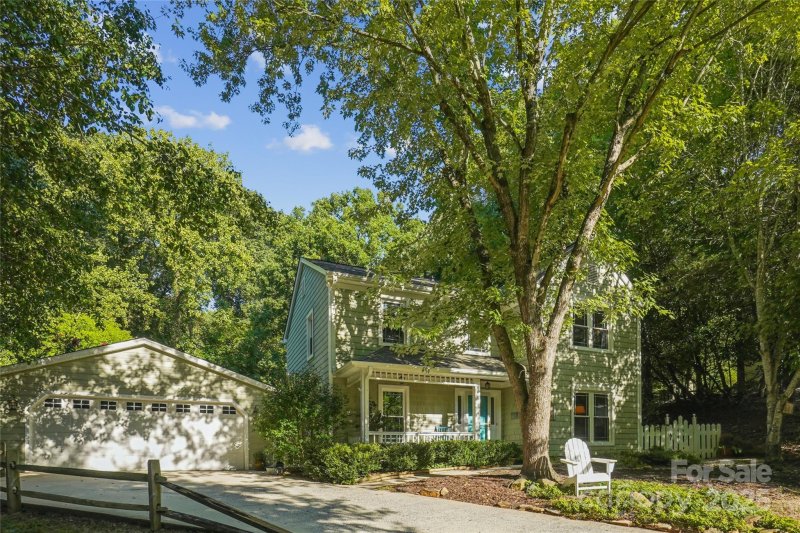 Property image 3 at 1336 Somersby Lane, Matthews, NC 28105