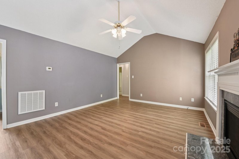 Property image 5 of 1114 Courtney Cove Court in Forrest Estates, Gastonia, NC 28052