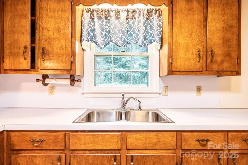 Property image 5 at 2131 24th Street, Hickory, NC 28601