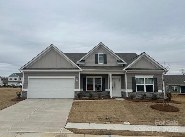 Pine Bluff, Midland Community