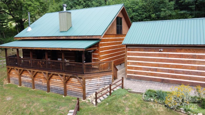 Property image 4 of 120 Spotted Fawn Lane in The Willows, Waynesville, NC 28785