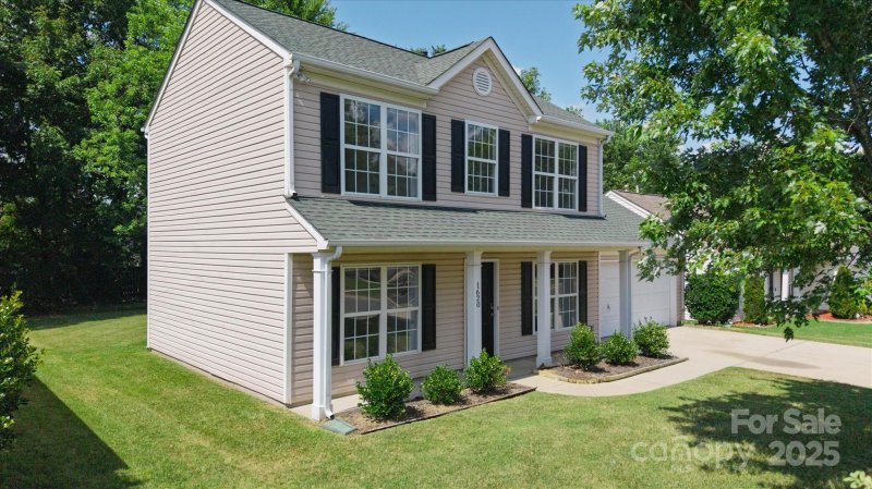 Property image 3 of 1620 Tate Road in Bristol Park, Rock Hill, SC 29732