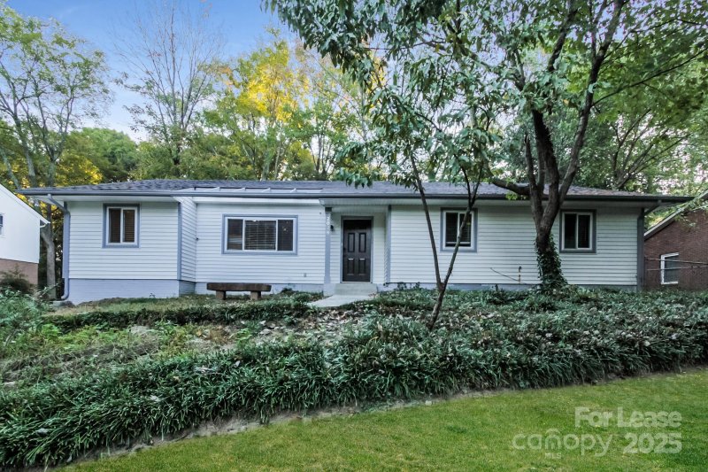 2028 Knickerbocker Drive