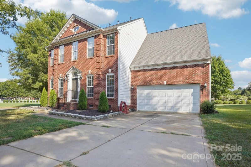 Property image 4 at 2512 Holly Oak Lane, Gastonia, NC 28056