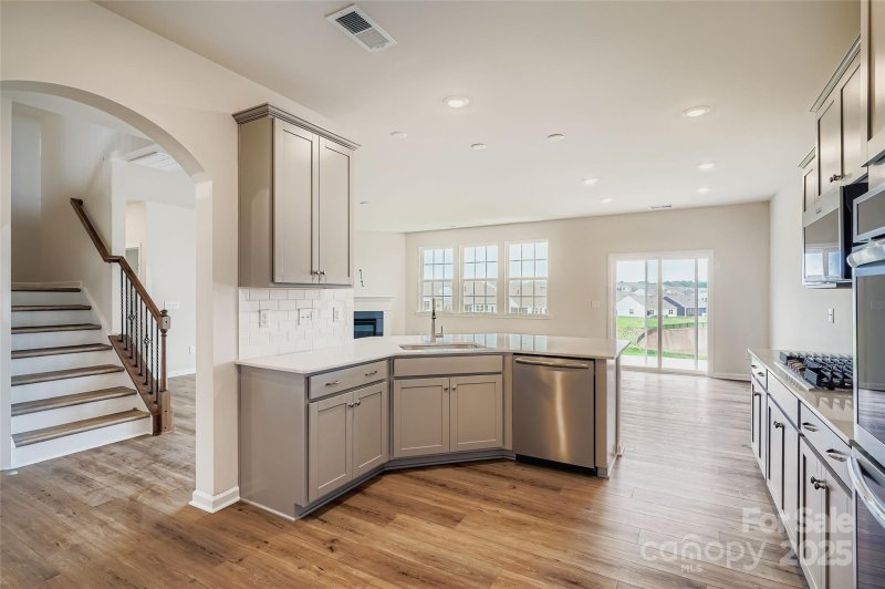 Property image 5 of 4211 Skyboat Circle in Elizabeth, Fort Mill, SC 29715