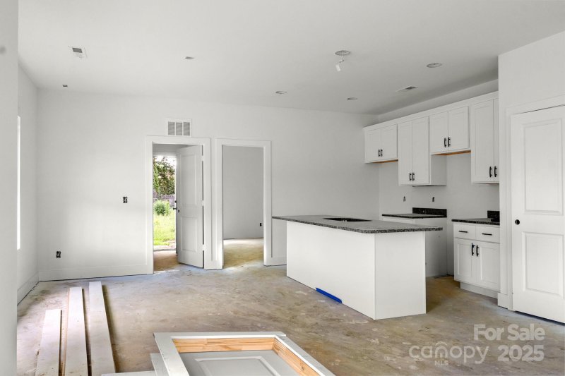 Property image 4 of 350 Catherine Street in Castle Heights, Rock Hill, SC 29730