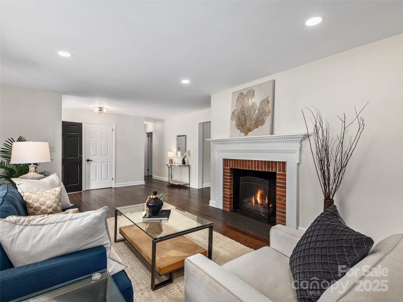 Property image 5 of 8 Bevlyn Drive in Oak Forest, Asheville, NC 28803