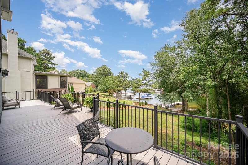 20105 Chapel Point Lane