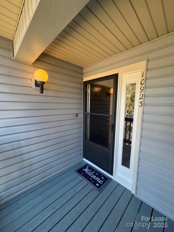 Property image 2 at 10923 Harrowfield Road, Charlotte, NC 28226