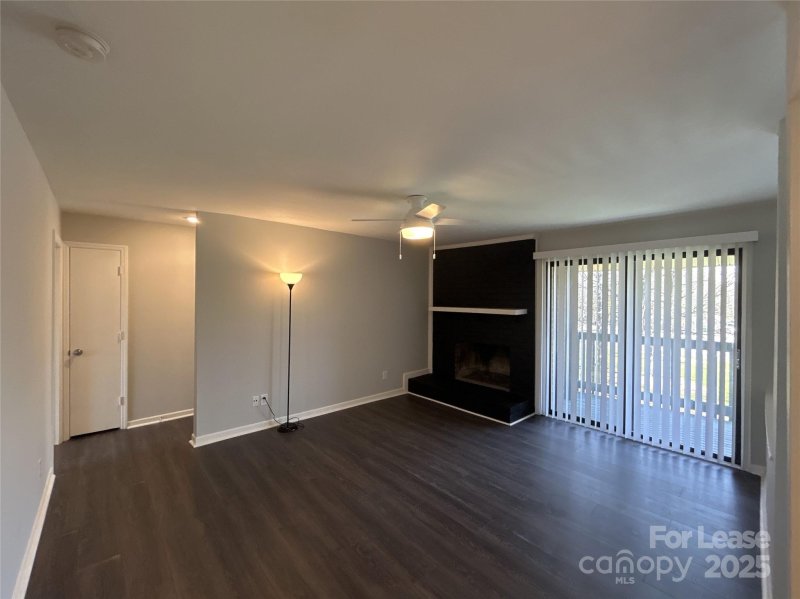 Property image 4 at 10923 Harrowfield Road, Charlotte, NC 28226