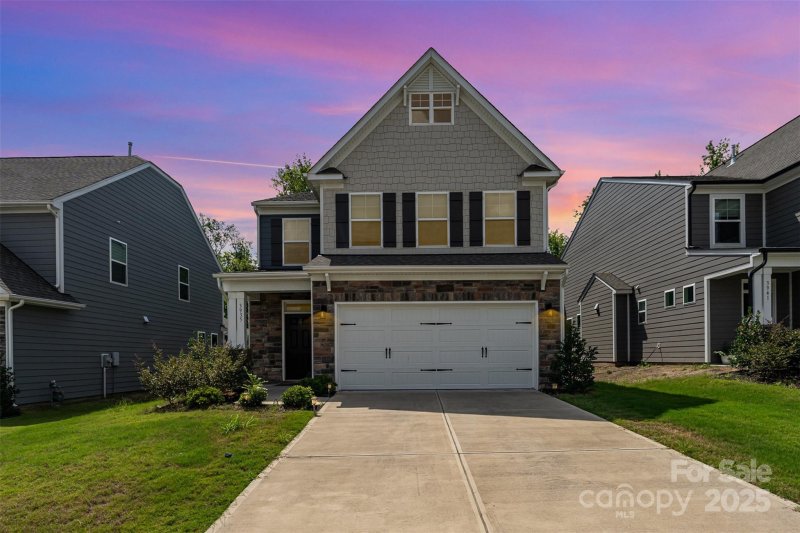 3935 Center Place Drive