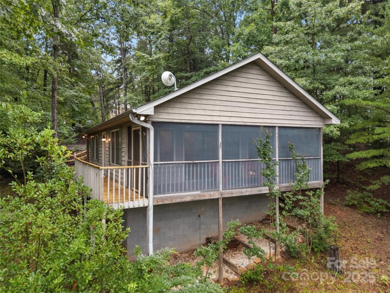 Property image 3 at 148 Piney Overlook Lane, Saluda, NC 28773