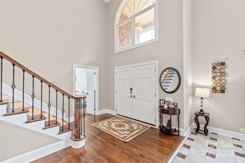 Property image 5 of 8600 Brownes Pond Lane in Rosecliff, Charlotte, NC 28277