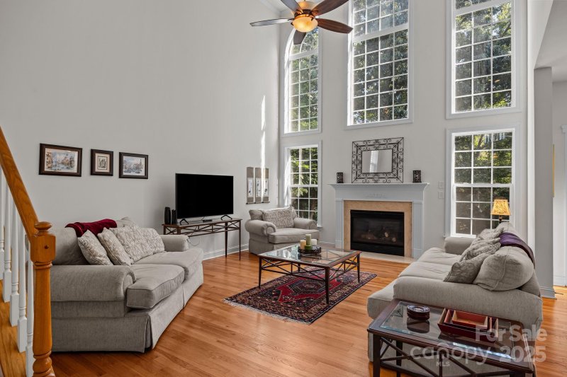 Property image 2 of 9329 Uxbridge Lane in Birkdale, Huntersville, NC 28078