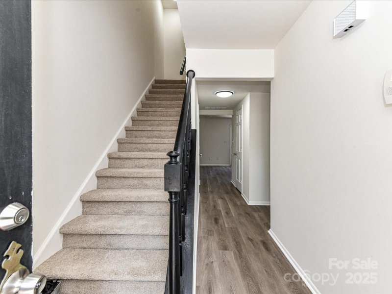 Property image 5 at 8060 Knights Bridge Road, Charlotte, NC 28210