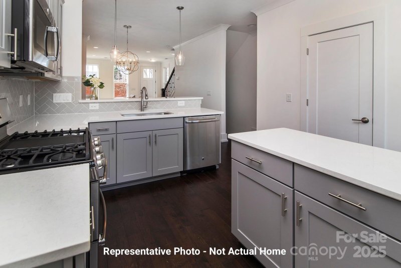 Property image 2 of 9923 Ansonborough Square in Rosedale, Huntersville, NC 28078