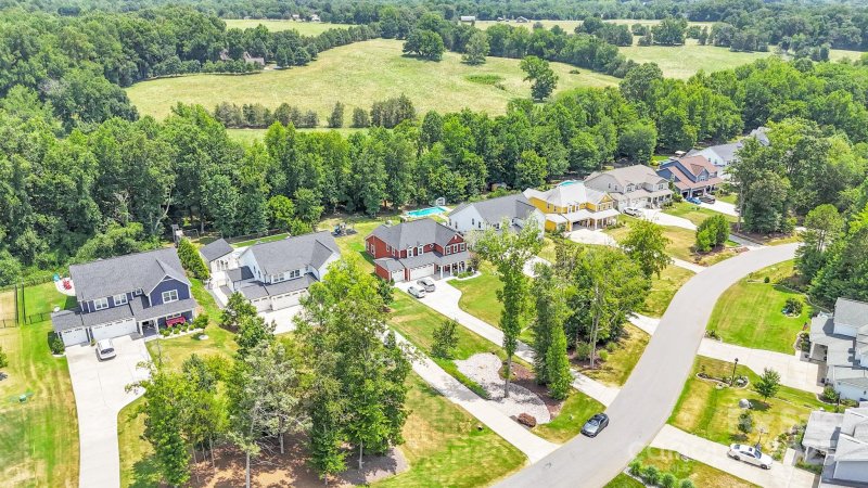 Property image 2 at 198 Country Lake Drive, Mooresville, NC 28115