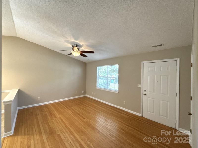 Property image 4 at 517 Iverson Way, Charlotte, NC 28203