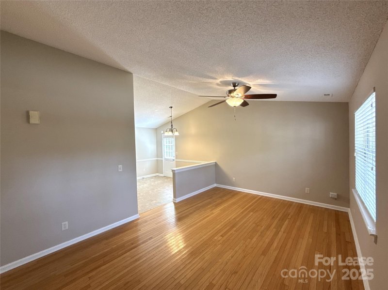 Property image 5 at 517 Iverson Way, Charlotte, NC 28203