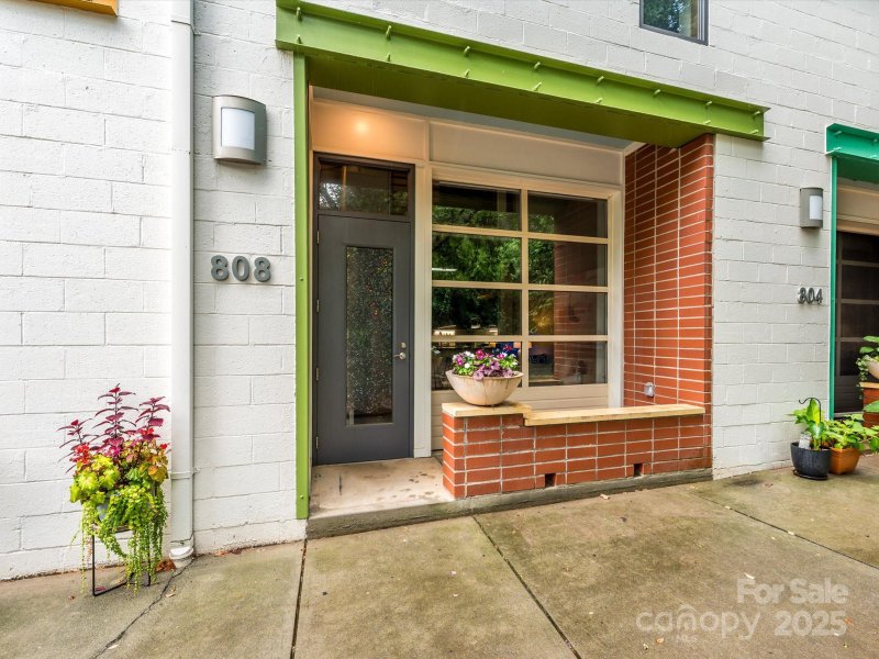 Property image 2 at 808 Academy Street, Charlotte, NC 28205