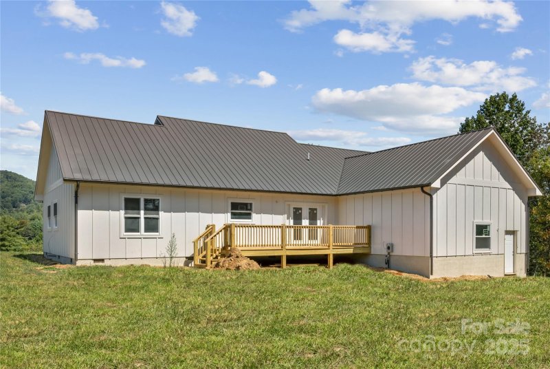 Property image 2 of 60 Gins Lane in Bailey View, Mars Hill, NC 28754
