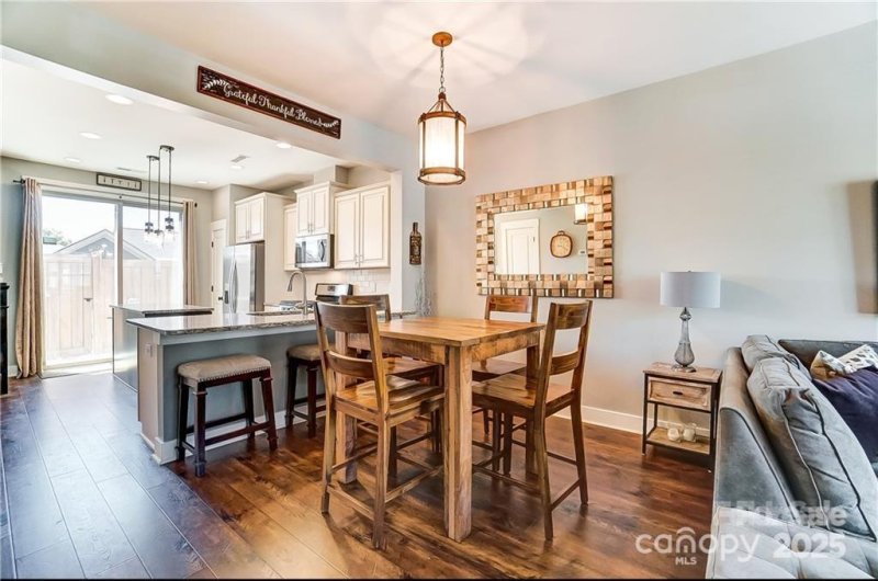 Property image 5 at 2711 Tranquil Oak Place, Charlotte, NC 28206