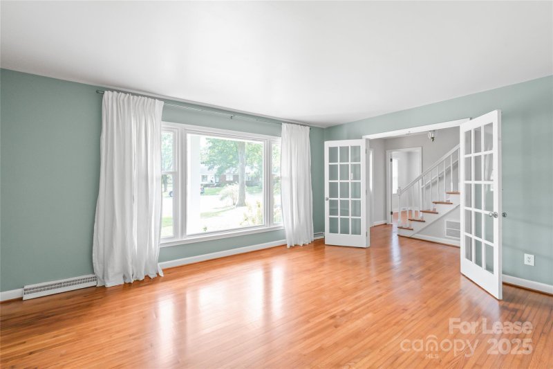 Property image 5 of 5001 Vescova Court in Coventry Woods, Charlotte, NC 28212