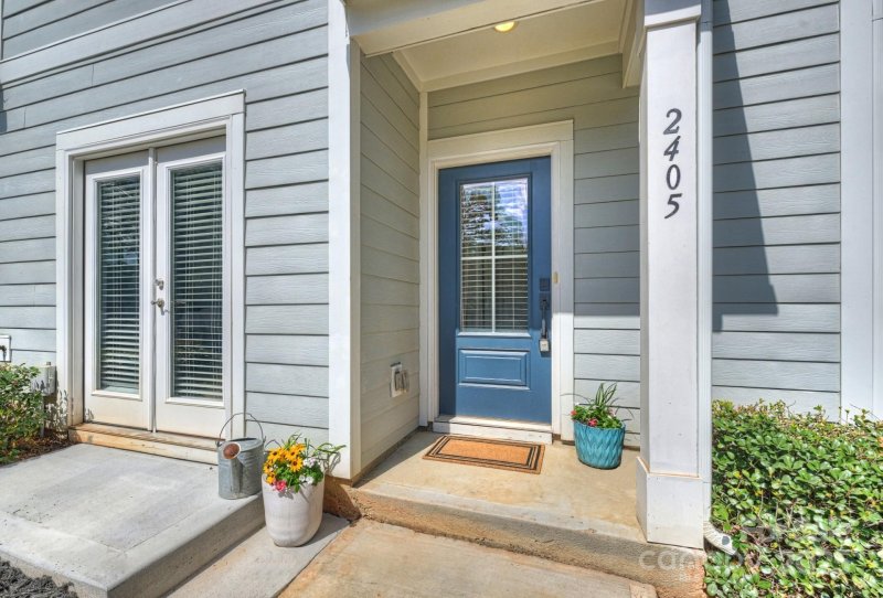 Property image 2 of 2405 Via Del Conte Alley in Windsor Park, Charlotte, NC 28205