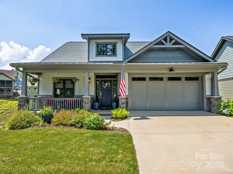 Property image 3 of 248 Sports Village Drive in Cummings Cove, Hendersonville, NC 28739