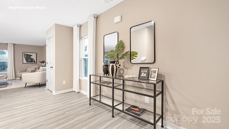 Property image 2 of 828 N Naughton Street in Woodhaven, Chester, SC 29706