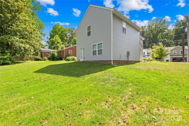 Property image 4 at 4217 Lake Road, Charlotte, NC 28269