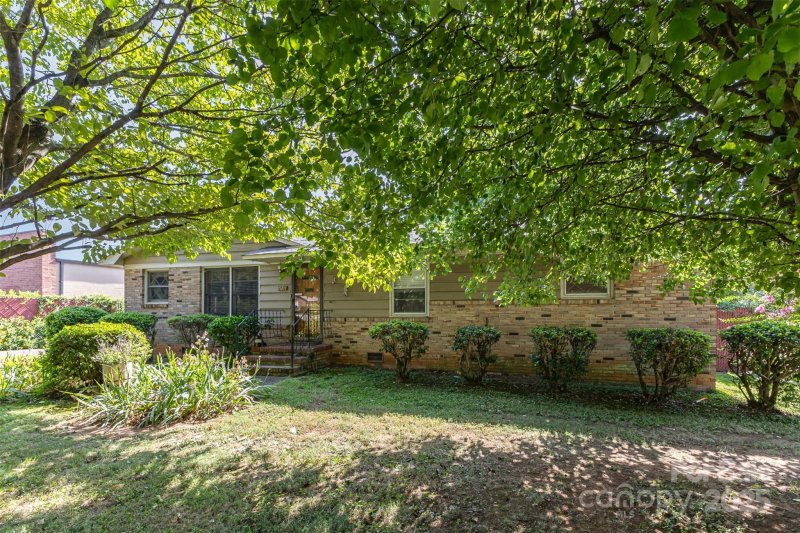 Property image 2 at 5211 Nations Ford Road, Charlotte, NC 28217