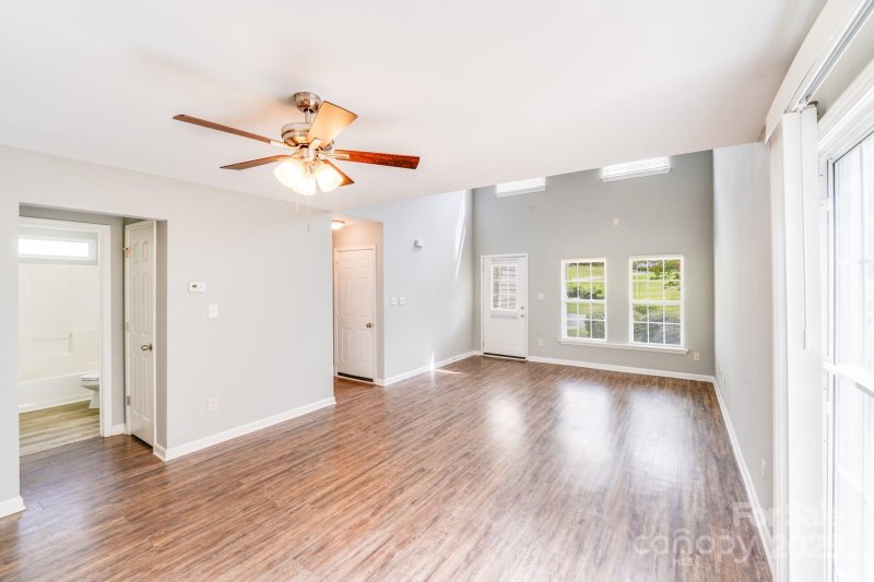 Property image 3 at 119 Winding Canyon Drive, Charlotte, NC 28214