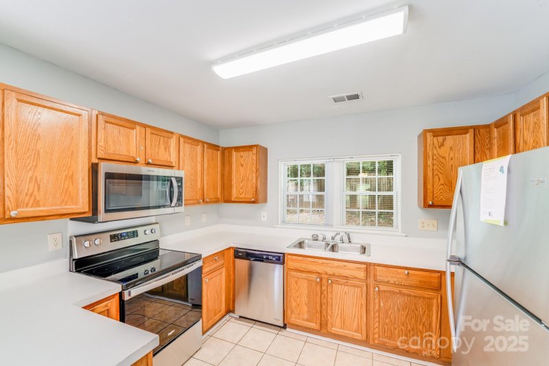 Property image 5 at 119 Winding Canyon Drive, Charlotte, NC 28214